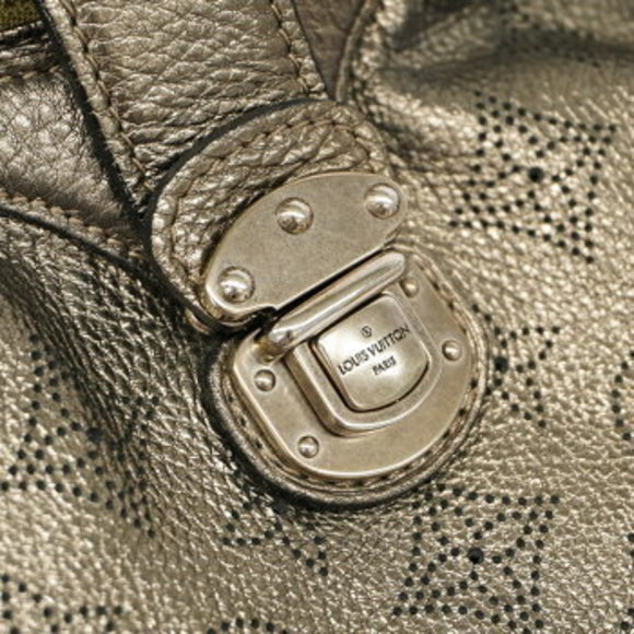 Louis Vuitton Mahina XS Shoulder Bag - Picture 6 of 10
